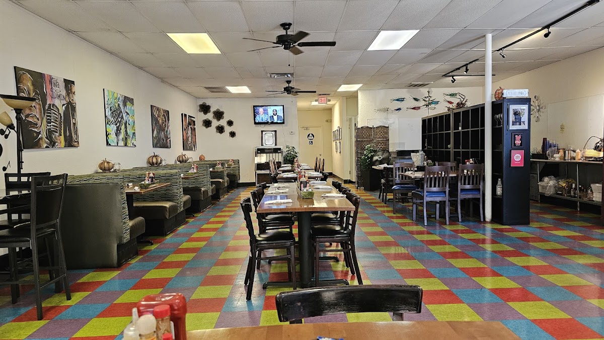 Zenaida's Cafe And Catering